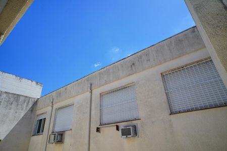 Vista da Sala de apartamento à venda com 2 quartos, 58m² em Vila Ipiranga, Porto Alegre