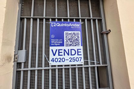 Casa à venda com 261m², 6 quartos e 1 vagaPlaquinha 