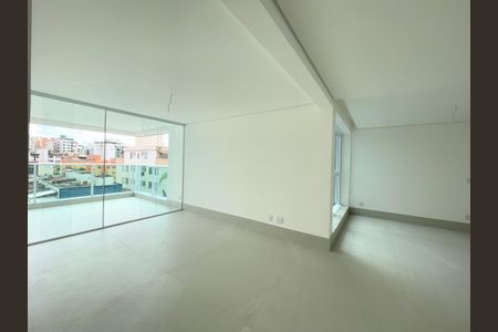 Apartamento à venda com 156m², 4 quartos e 4 vagasSala