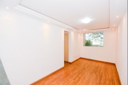 Sala de apartamento para alugar com 2 quartos, 45m² em Água Chata, Guarulhos