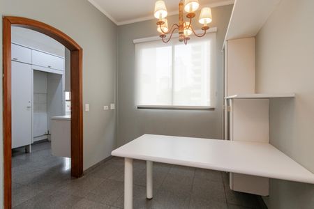Apartamento para alugar com 180m², 3 quartos e 3 vagas Apartamento para alugar com 180m², 3 quartos e 3 vagasCopa