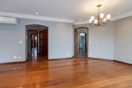 Apartamento para alugar com 180m², 3 quartos e 3 vagas Apartamento para alugar com 180m², 3 quartos e 3 vagasSala