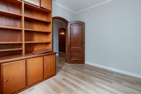 Apartamento para alugar com 180m², 3 quartos e 3 vagas Apartamento para alugar com 180m², 3 quartos e 3 vagasQuarto 2