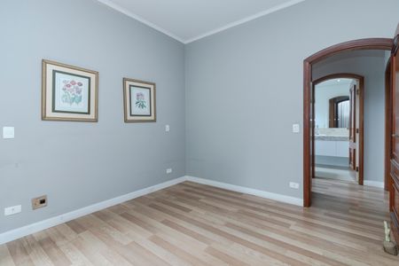 Apartamento para alugar com 180m², 3 quartos e 3 vagas Apartamento para alugar com 180m², 3 quartos e 3 vagasSuíte