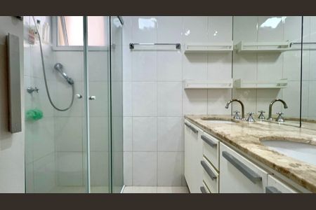 Apartamento à venda com 84m², 3 quartos e 2 vagasBanheiro da Suíte