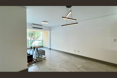 Apartamento à venda com 84m², 3 quartos e 2 vagasSala de Jantar