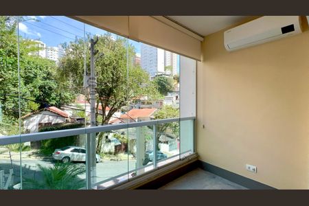 Apartamento à venda com 84m², 3 quartos e 2 vagasVaranda