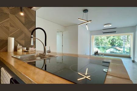 Apartamento à venda com 84m², 3 quartos e 2 vagasCozinha