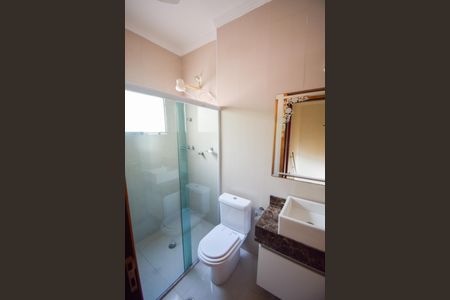 Casa à venda com 230m², 4 quartos e 3 vagasBanheiro Social 1