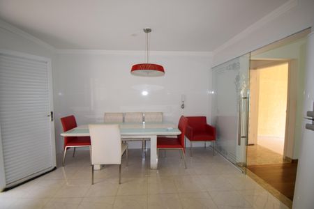 Casa à venda com 230m², 4 quartos e 3 vagasSala de Jantar