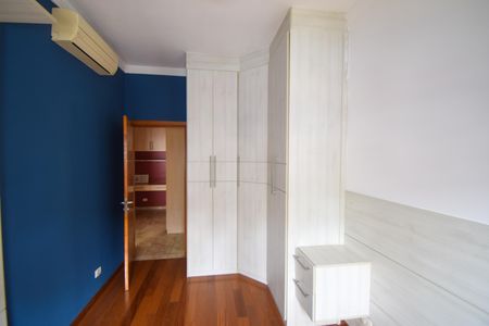 Casa à venda com 230m², 4 quartos e 3 vagasQuarto 2
