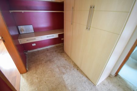 Casa à venda com 230m², 4 quartos e 3 vagasQuarto 1