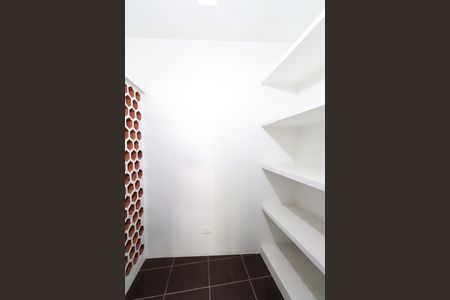Casa à venda com 392m², 6 quartos e 5 vagasDetalhe 