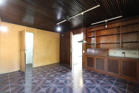 Casa à venda com 392m², 6 quartos e 5 vagasQuarto 1