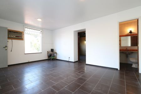 Casa à venda com 392m², 6 quartos e 5 vagasQuarto 2