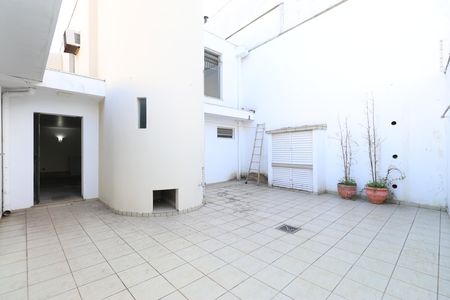 Casa à venda com 392m², 6 quartos e 5 vagasQuintal 