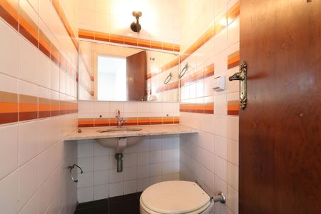 Casa à venda com 392m², 6 quartos e 5 vagasLavabo 2