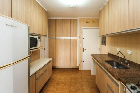 Apartamento à venda com 90m², 3 quartos e 2 vagasCozinha