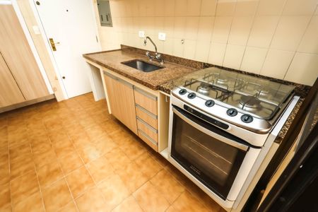 Apartamento à venda com 90m², 3 quartos e 2 vagasCozinha