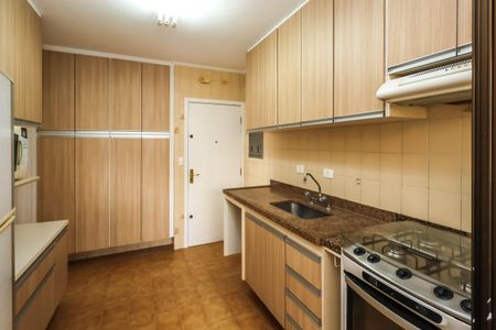Apartamento à venda com 90m², 3 quartos e 2 vagasCozinha