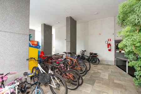 Apartamento à venda com 103m², 3 quartos e sem vaga Apartamento à venda com 103m², 3 quartos e sem vagaÁrea Comum - Bicicletário