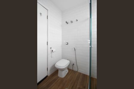 Apartamento à venda com 103m², 3 quartos e sem vaga Apartamento à venda com 103m², 3 quartos e sem vagaBanheiro
