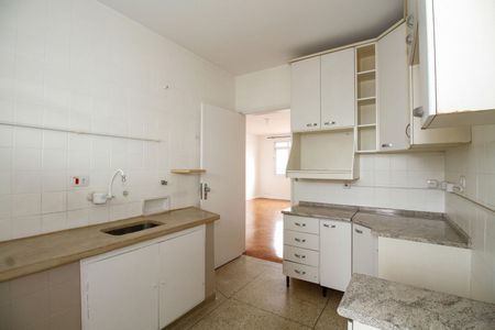Apartamento à venda com 103m², 3 quartos e sem vaga Apartamento à venda com 103m², 3 quartos e sem vagaCozinha