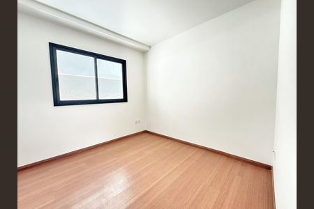 Quarto 2 de apartamento à venda com 3 quartos, 85m² em Alto Barroca, Belo Horizonte
