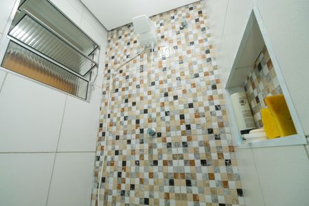 Casa à venda com 169m², 4 quartos e 2 vagasBanheiro 2