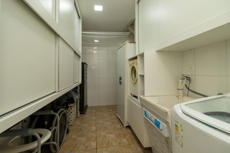 Casa à venda com 169m², 4 quartos e 2 vagasÁrea de Serviço