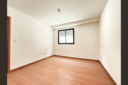 Apartamento à venda com 136m², 3 quartos e 1 vagaSuíte