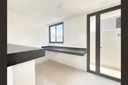 Apartamento à venda com 77m², 2 quartos e 1 vagaCozinha