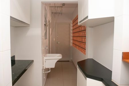 Apartamento para alugar com 117m², 3 quartos e 1 vagaÁrea de Serviço