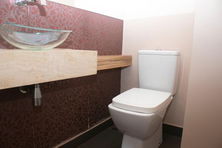 Apartamento para alugar com 117m², 3 quartos e 1 vagaLavabo