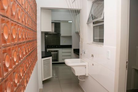 Apartamento para alugar com 117m², 3 quartos e 1 vagaÁrea de Serviço