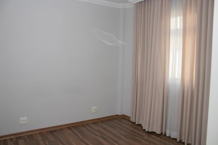 Apartamento para alugar com 117m², 3 quartos e 1 vagaSuíte