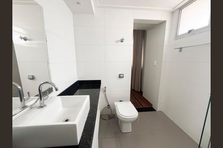Apartamento para alugar com 117m², 3 quartos e 1 vagaBanheiro da Suíte