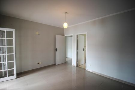 Casa de condomínio para alugar com 495m², 4 quartos e 5 vagasSuíte