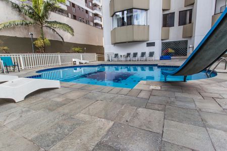 Apartamento para alugar com 106m², 2 quartos e 2 vagasPiscina