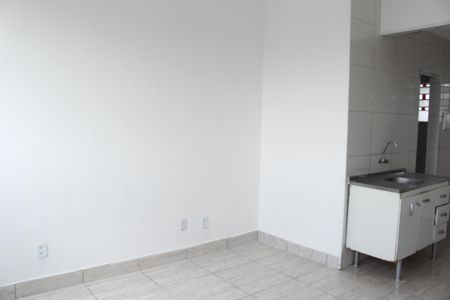 Kitnet/Studio à venda com 1 quarto, 30m² em Santa Efigênia, São Paulo