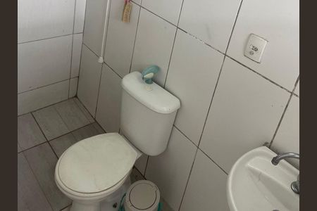 Banheiro  de kitnet/studio à venda com 1 quarto, 30m² em Santa Efigênia, São Paulo