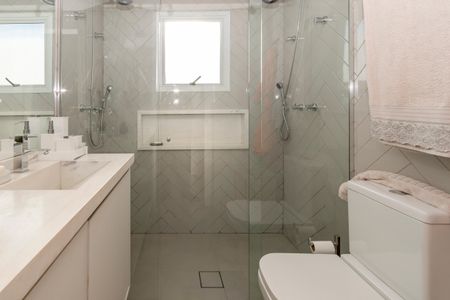 Apartamento à venda com 116m², 3 quartos e 2 vagasBanheiro da Suite