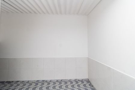 Sala/Cozinha de casa para alugar com 1 quarto, 45m² em Parque Ramos Freitas, São Paulo