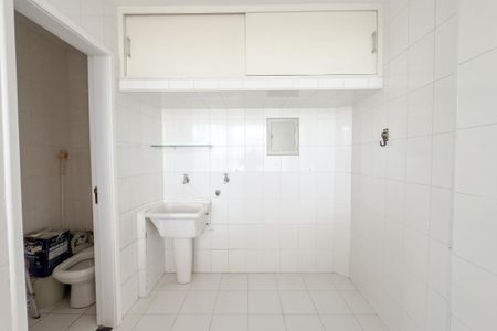 Apartamento para alugar com 105m², 3 quartos e 1 vagaÁrea de Serviço
