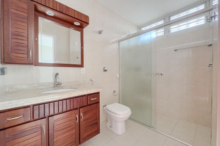 Apartamento para alugar com 105m², 3 quartos e 1 vagaBanheiro da Suíte