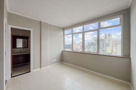 Apartamento para alugar com 105m², 3 quartos e 1 vagaSuíte