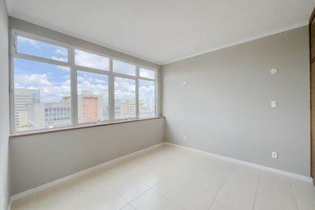 Apartamento para alugar com 105m², 3 quartos e 1 vagaSuíte