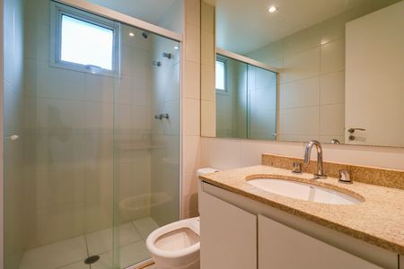 Banheiro da Suíte 3 de apartamento para alugar com 3 quartos, 149m² em Vila Andrade, São Paulo