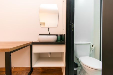 Studio para alugar com 25m², 1 quarto e sem vaga Studio para alugar com 25m², 1 quarto e sem vagaBanheiro