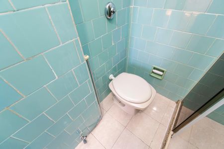 Apartamento à venda com 71m², 2 quartos e sem vagaBanheiro